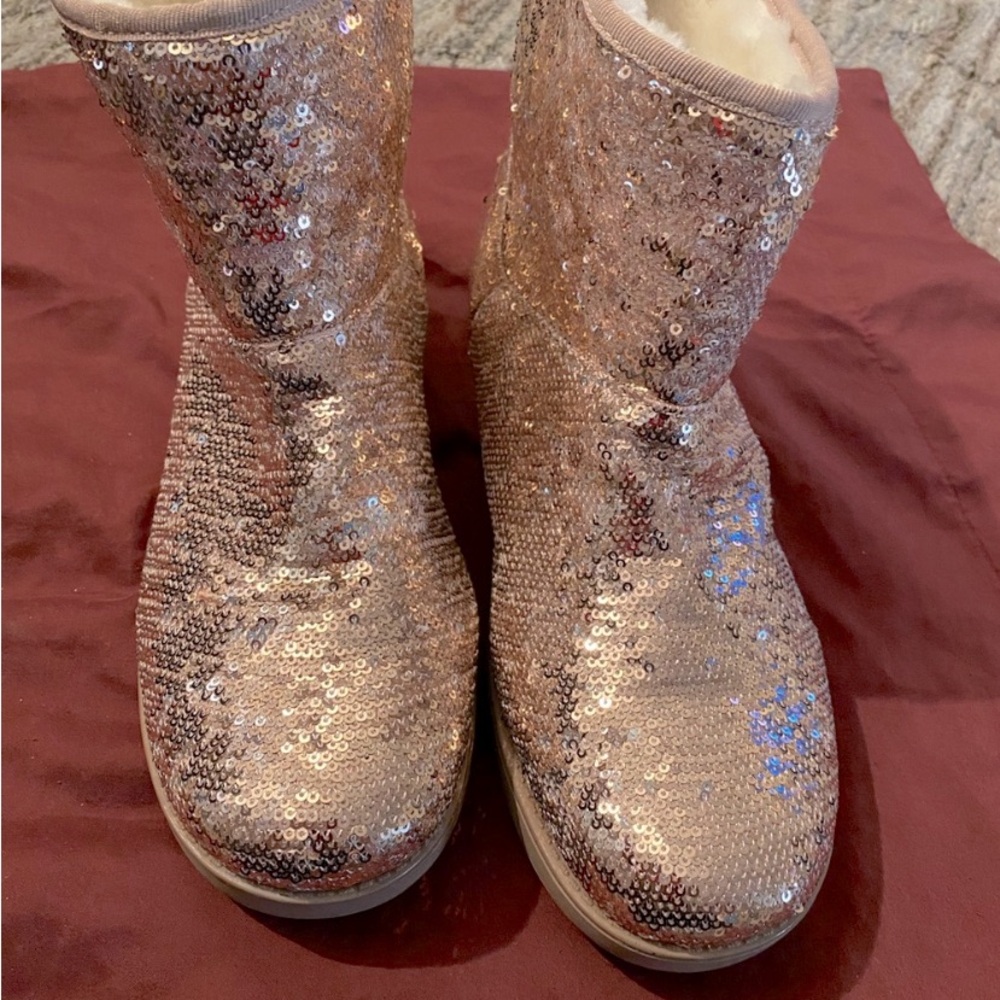 GBG guess bootie, rose gold sequin